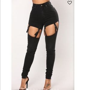 NEW That’s what’s up skinny jeans- Black